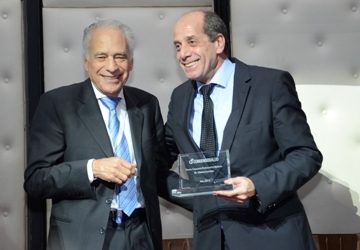 Premio al Dr Comillot