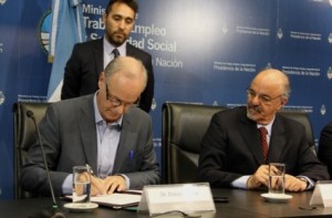 firma-gollan-tomada