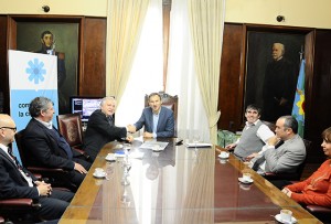 acuerdo-ioma-muni-conectividad1