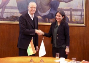 gollan-ministra-bolivia