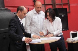 E. Chapman junto al Intendente de Quilmes M. Molina