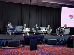 L. Santoro, L. Laspina, P. Yedlin, F. Quirós y D.F. Canedo