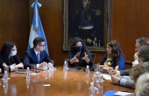 reunion en el ministerio