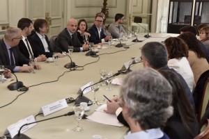 reunion en Palacio San Martín