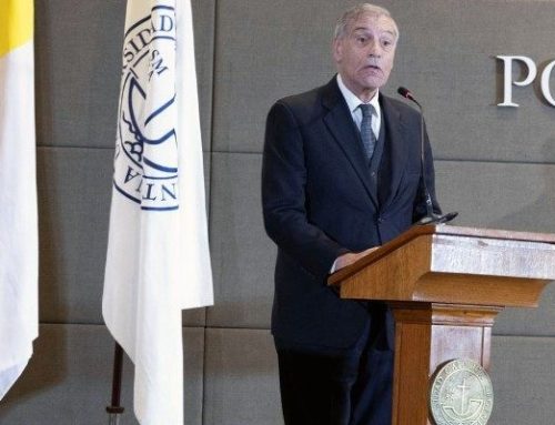 La UCA recordó al Papa Francisco y lanzó un instituto en su honor